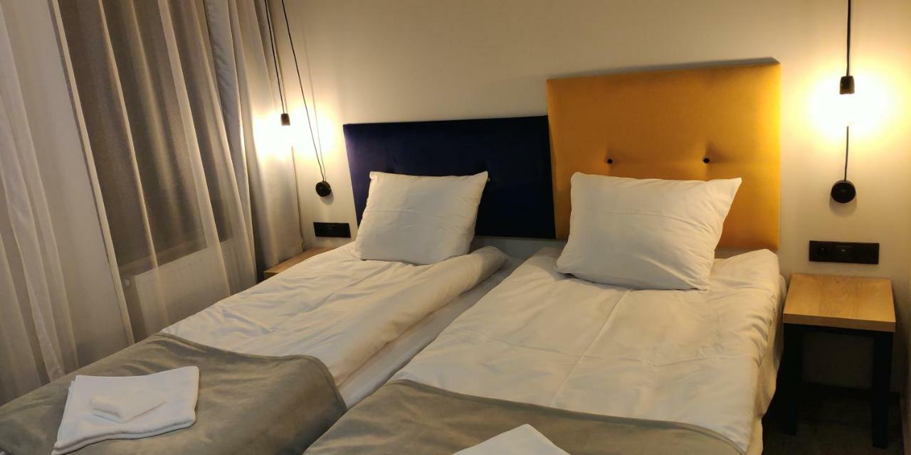 H33 Apartamenty 比托姆 外观 照片