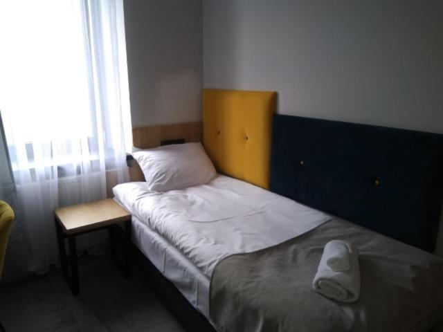 H33 Apartamenty 比托姆 外观 照片